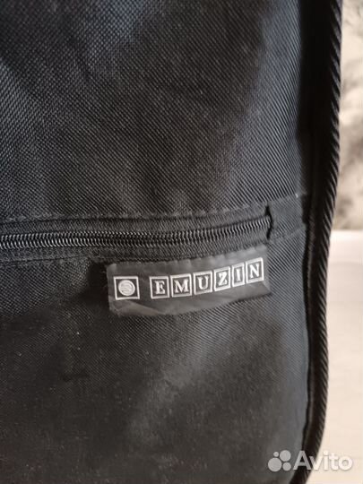 Продам укулеле, чехол от аккустической гитары