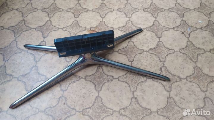 Стойка для телевизора