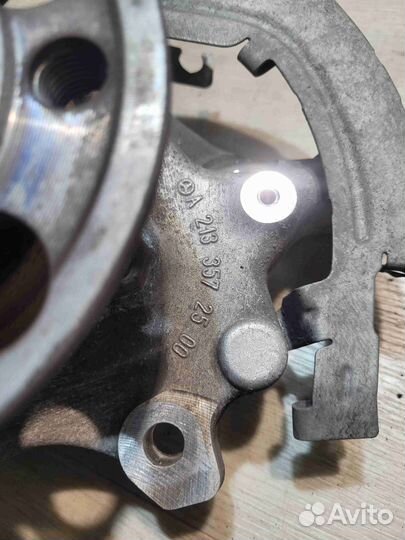 Кулак задний левый Mercedes GLC(X253)