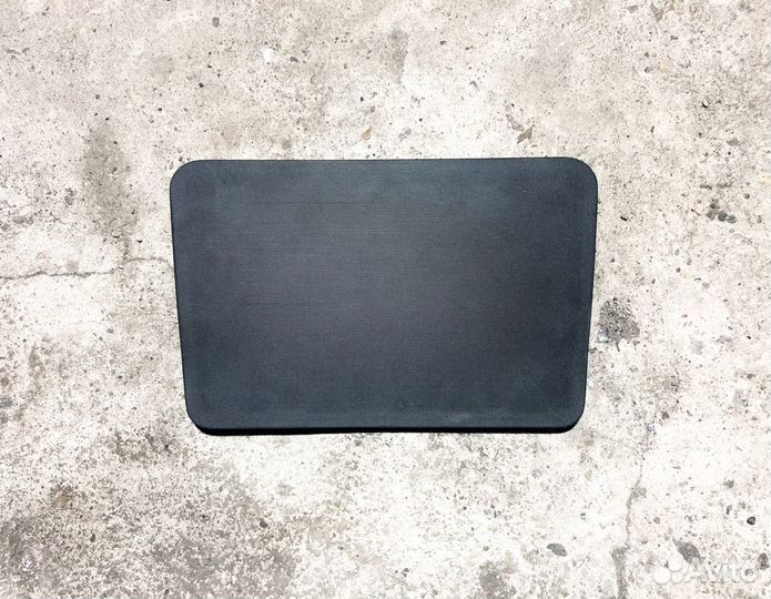 Решетка сабвуфера audi а8 d3 черная