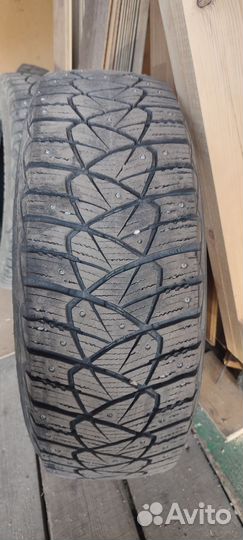 Goodyear Ultragrip 600 215/65 R16