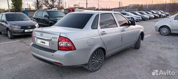 LADA Priora 1.6 МТ, 2011, 329 572 км