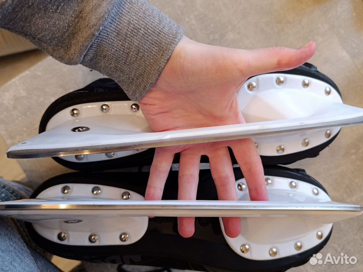 Коньки хоккейные Norway 45 новые заточенные