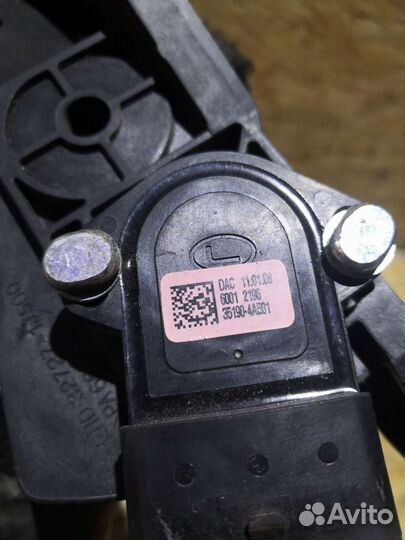 Педаль Газа / Педаль Тормоза Hyundai Solaris 1