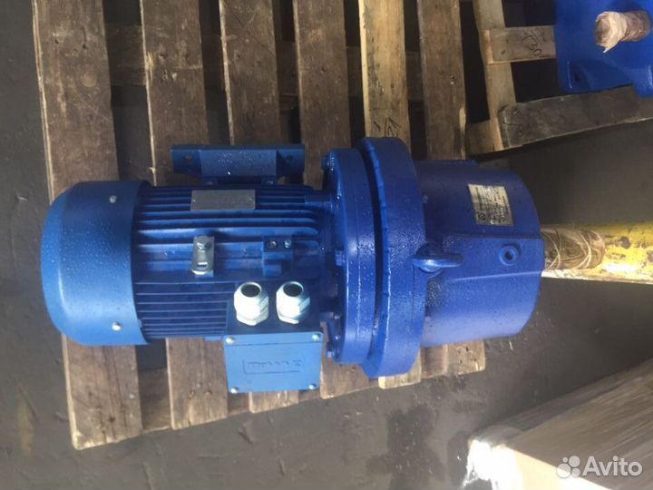 Мотор-редуктор 4мц2с 100.125.140.160