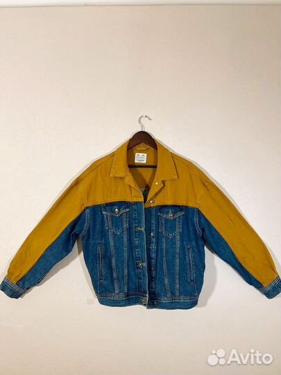 Джинсовая куртка pull&bear