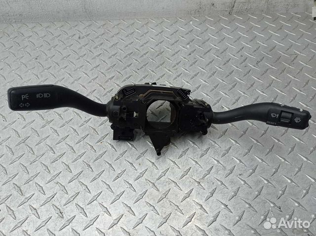 Переключатель подрулевой (стрекоза) Audi A4 B6 8E0