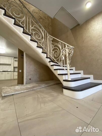 Кованые перила для лестниц