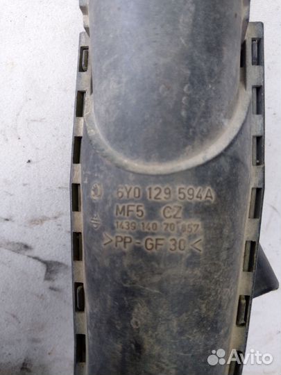 Корпус воздушного фильтра Skoda Fabia 1999-2007