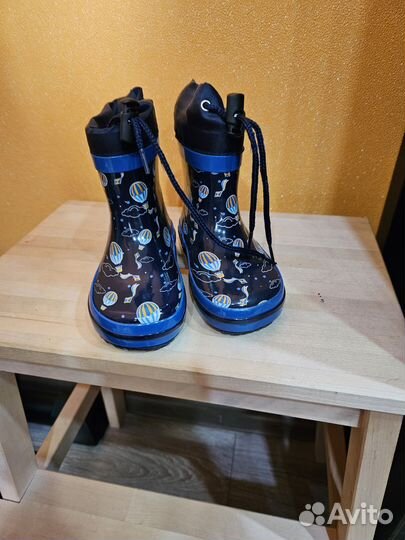 Детские резиновые сапоги