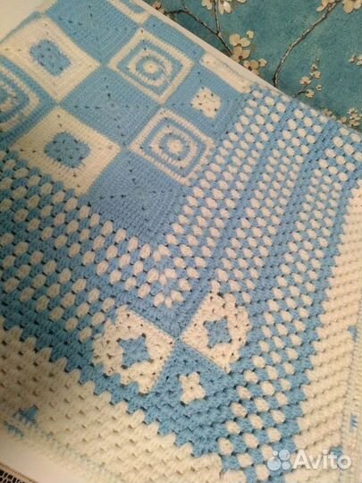 Детский вязаный плед (ручная работа)