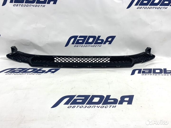 Решетка бампера Hyundai Solaris(20-н.в.) нижняя