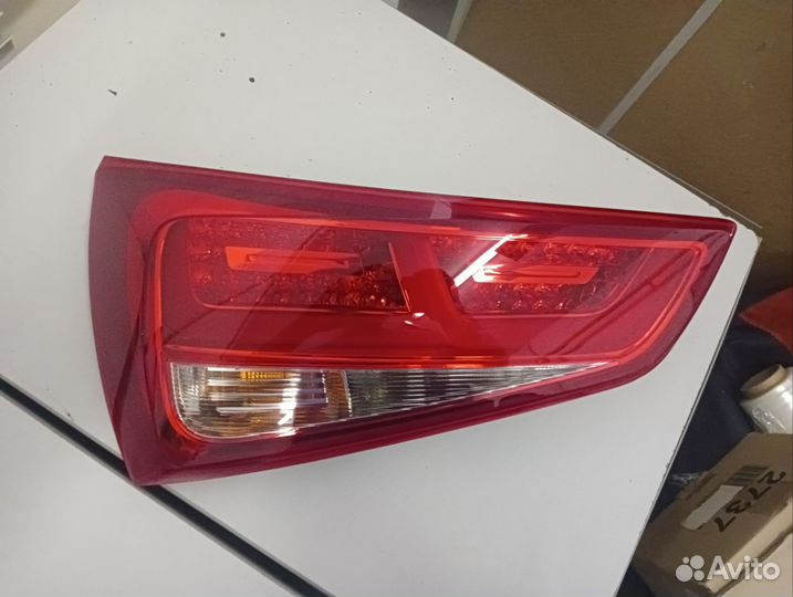 Фонарь задний левый Audi A1 (2010) 8x0945093e