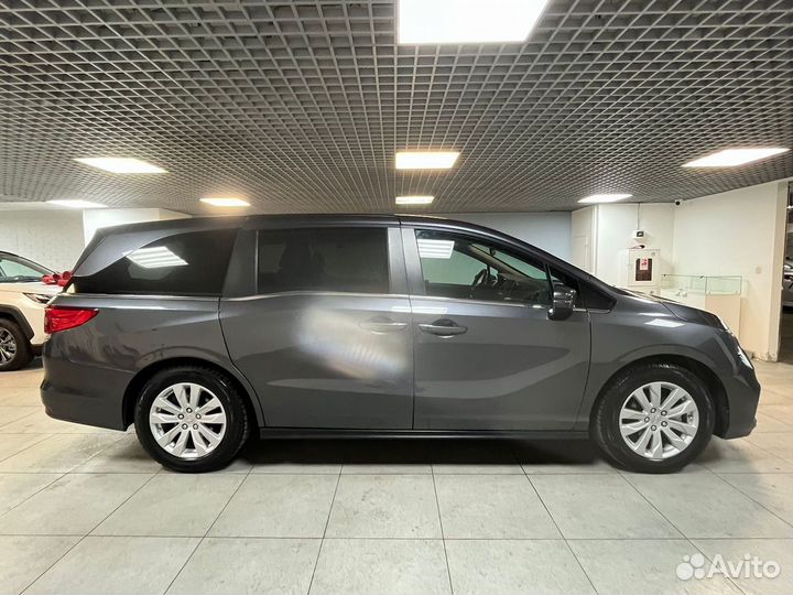 Honda Odyssey (North America) 3.5 AT, 2018, 55 000 км