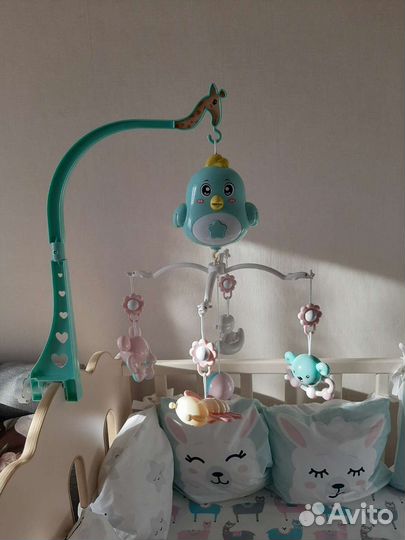 Детский мобиль в кроватку