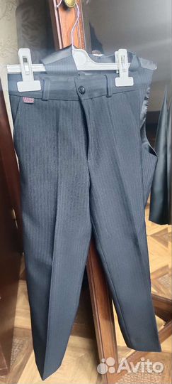 Школьный костюм новый на 6-7 лет