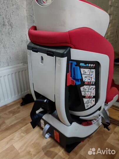 Автокресло Chicco semi-universal 0-25 кг