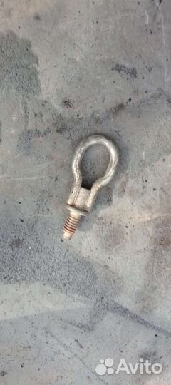Буксировочный крюк Ford Mondeo 3 2.0 tdci