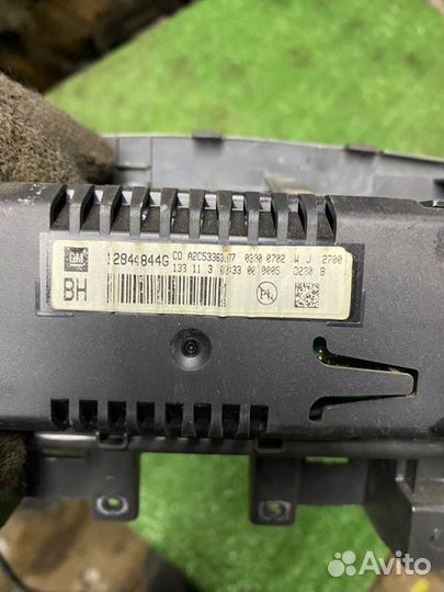 Дисплей информационный Chevrolet Cruze седан F16G3