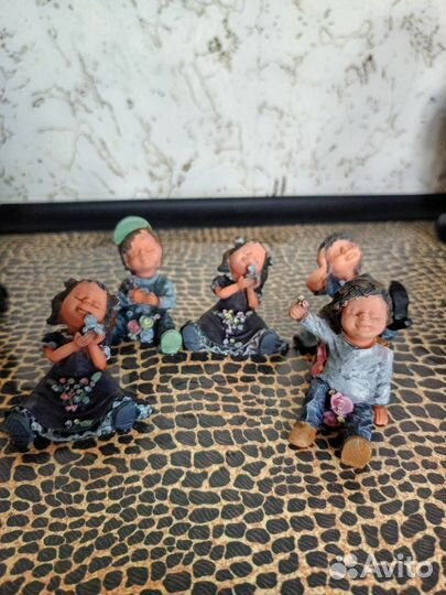 Статуэтки дети