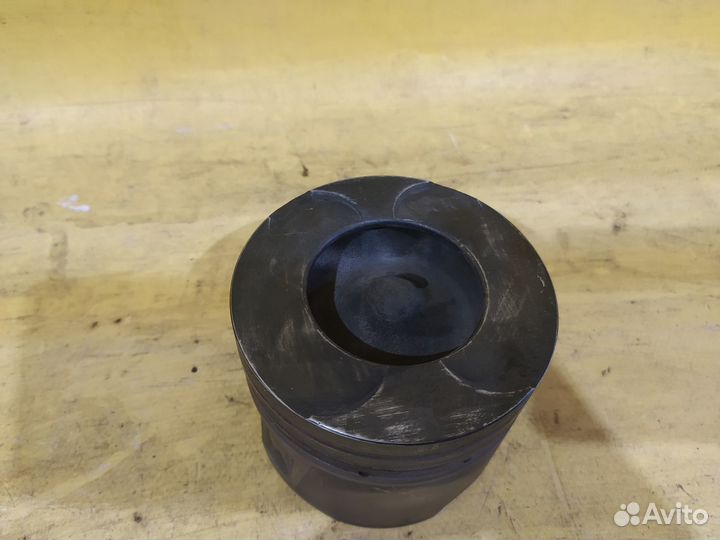 Поршень Toyota Hilux Тойота хайлюкс 05-15 3,0 TDi