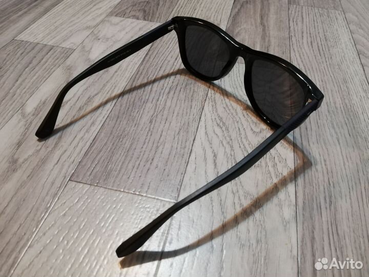 Солнцезащитные очки tommy hilfiger