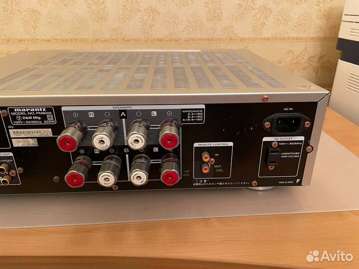 Интегральный усилитель Marantz PM 8005