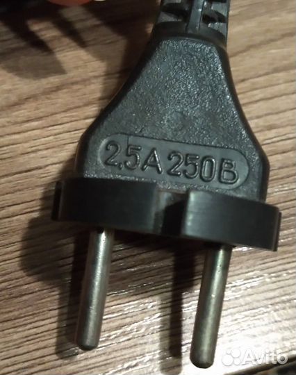 Разные шнуры для электроприборов