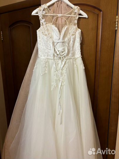 Свадебное платье Nava Bride (40 XS)