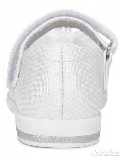 Туфли для девочки новые