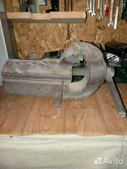 Тиски слесарные СССР