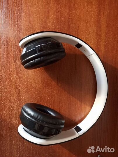 Беспроводные наушники