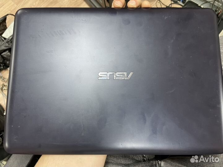 Asus e 402m