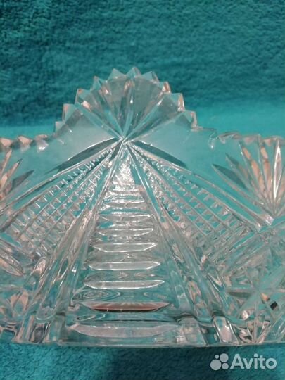 Ваза хрустальная