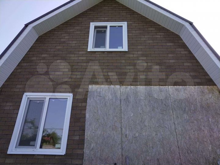 Дом 27,7 м² на участке 5,1 сот.