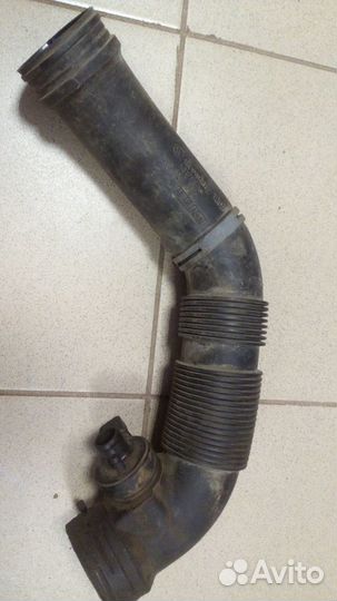 Воздуховод двигателя 1.6 bse