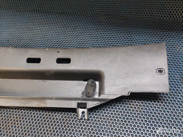 Обшивка багажника центральная skoda fabia 2