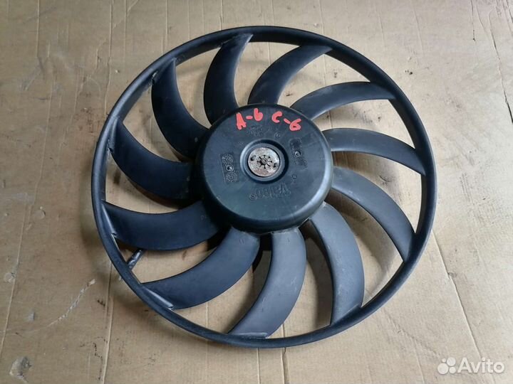 Вентилятор охлаждения радиатора Audi A6 C6,Valeo