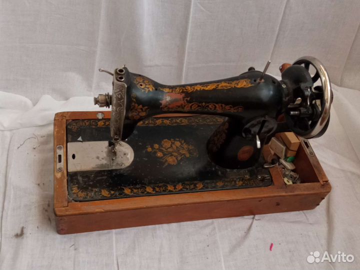 Швейная машинка подольская ручная