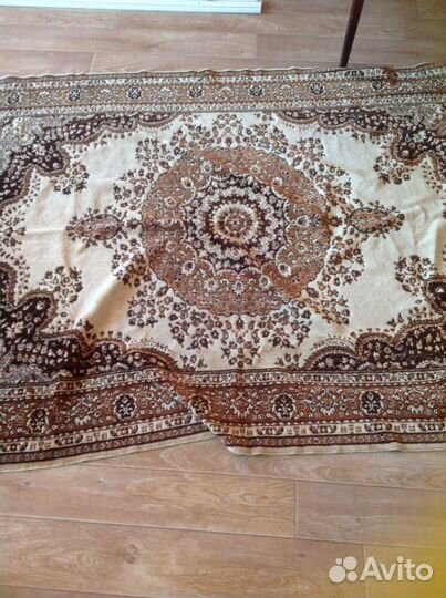 Покрывала на диван и кресла