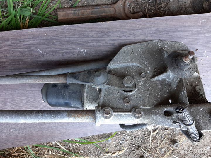 Трапеция дворников Nissan x-trail t30