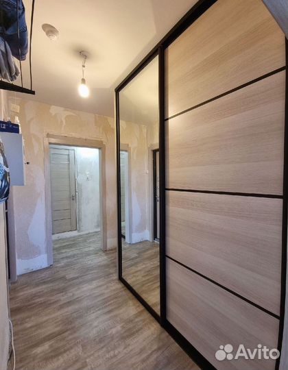 Шкаф встраиваемый в спальню