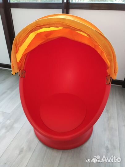 Кресло вращающееся детское