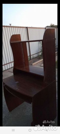 Компьютерный стол