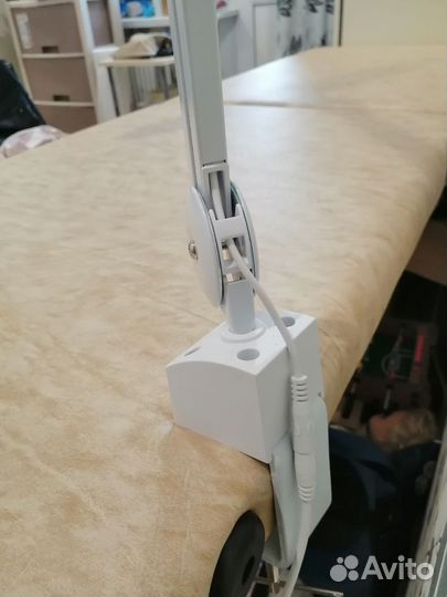 Бестеневая лампа для наращивания ресниц