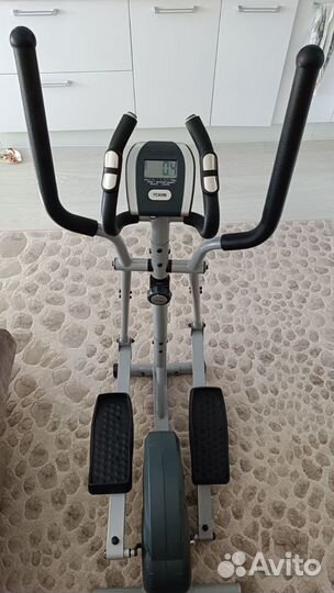 Эллиптический тренажер torneo