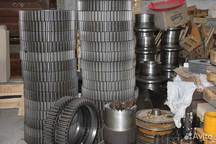 Цепь гусеничная 39 звеньев бульдозера D 275AAX kom