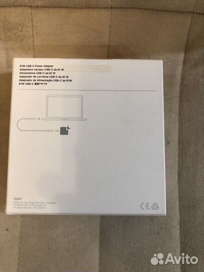 Коробка для адаптера Apple 61w USB-C