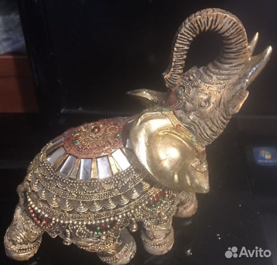 Статуэтка слон