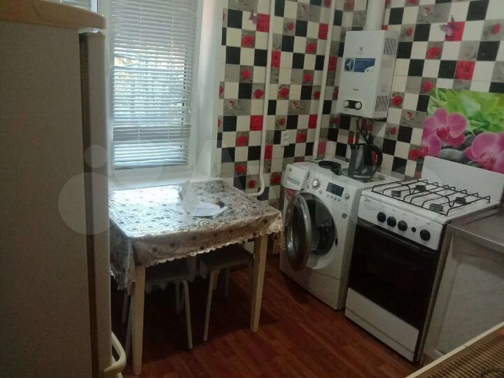 1-к. квартира, 30 м², 1/5 эт.